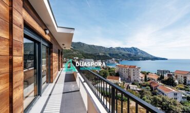 Luksuzni penthouse, 111m2, Bečići