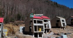 PRODAJE SE, APARTMAN NA DVA NIVOA U LUKSUZNOJ VILI, 127M2, KOLAŠIN