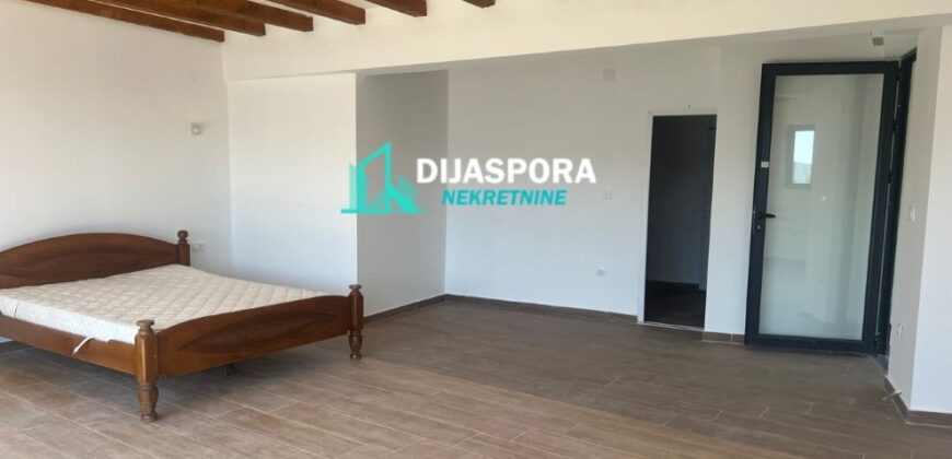 Prodaje se hotel, 740m2, Budva